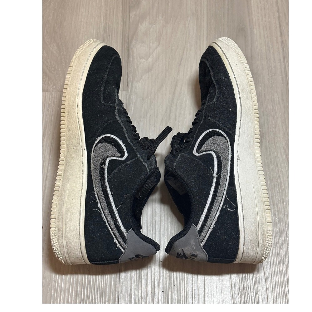Nike Sneakers Mens 8 Black Cool Grey Air Force 1 Low 3D Chenille Swoosh - Picture 7 of 16